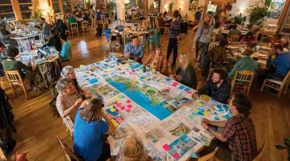 Design Thinking for Social Change: Build Better Impact
